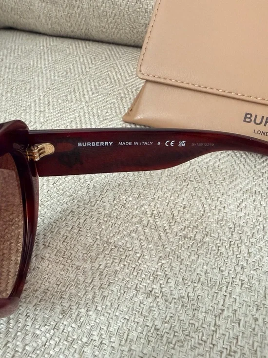Burberry Cat Eye Sunglasses - Picture 4 of 5